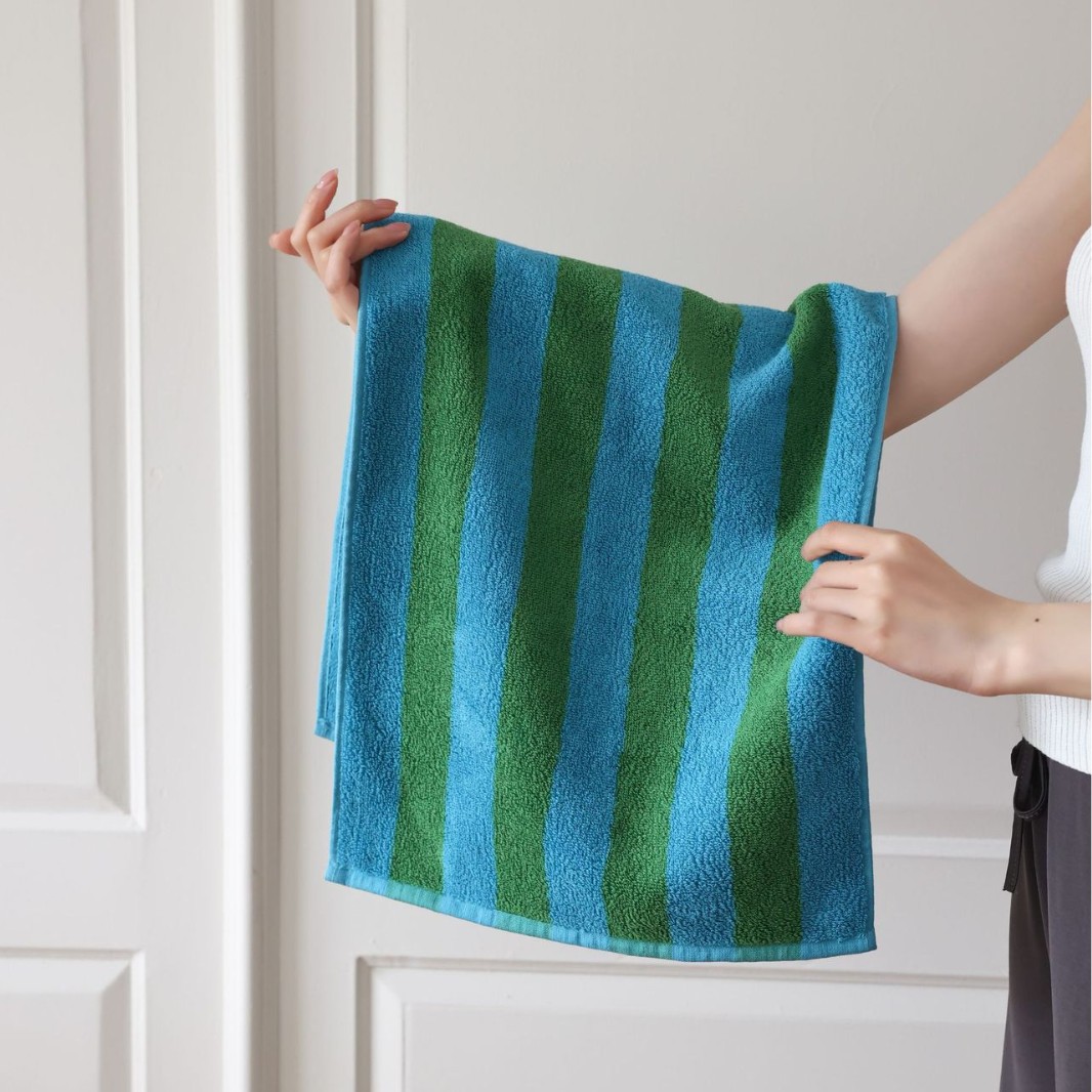 Picture of Mori Pinstripe Retro Cotton Towel Combed Cotton Class A Simple Combed Cotton Towel Bathroom Absorbent Bath Towel