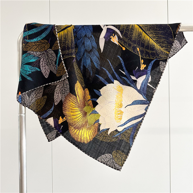 Autumn and winter double-sided two-color high-grade retro flowers 65cm silk wool scarf temperament all-match small shawl scarf