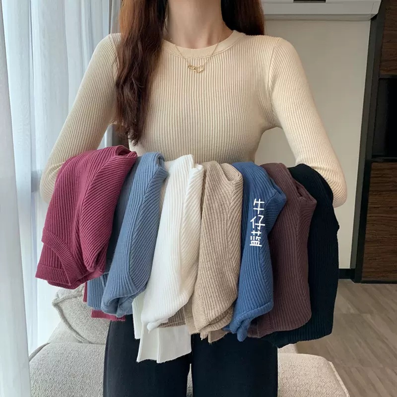 Picture of Sweater 2023 autumn new women's slim-fit black undershirt Western style round neck long sleeve early autumn knitted top