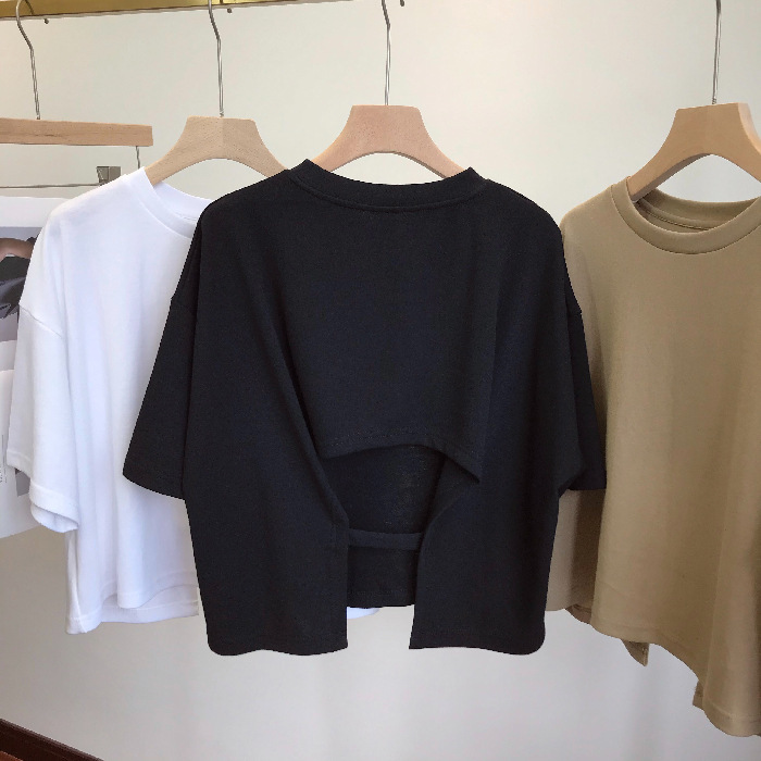 Picture of Backless Short T-Shirt for Women Sweet and Spicy Style K-Style 2023 Summer New Round Neck Loose Sexy Short-Sleeved Top for Women Trendy