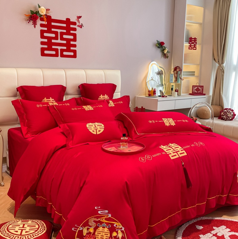 Picture of Chinese-style High-grade Wedding Four-piece Set Big Red Embroidered Wedding Dowry Quilt Cover Bed Sheet Newlywed Wedding Room Bedding
