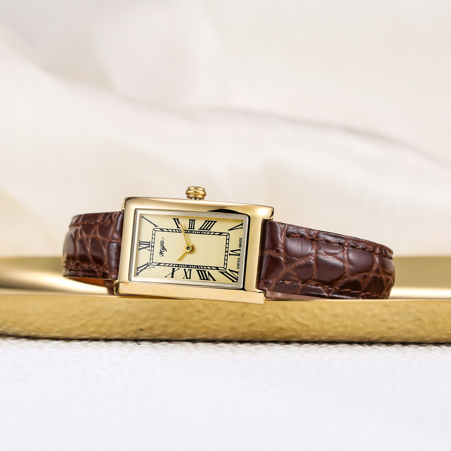 Cross-Border Foreign Trade Live Broadcast Popular Ultra-Thin Quartz Women's Watch New Light Luxury Niche Square Watch Dropshipping