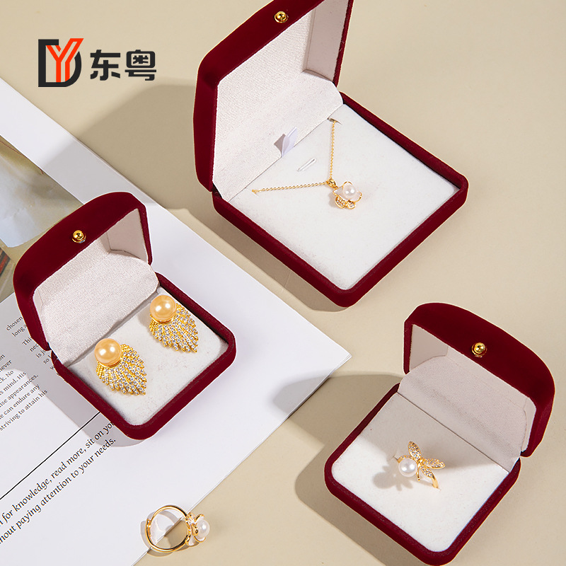 Bread Flocking Gold Buckle Jewelry Box Wedding Ring Packaging Box Jewelry Storage Box Earrings Pendant Jewelry Box