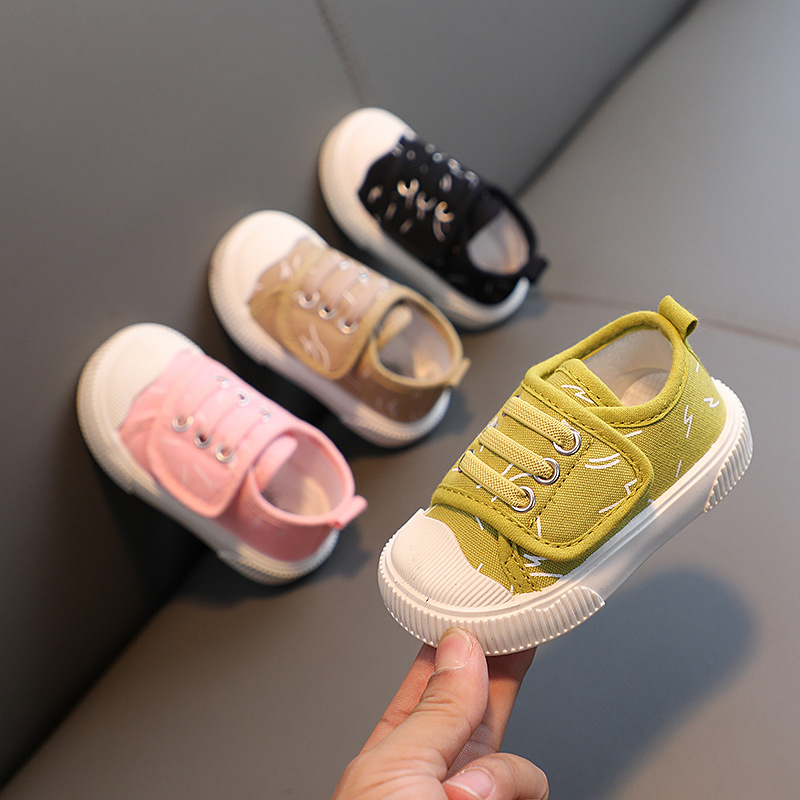 Picture of Children's Canvas Shoes 2025 Spring and Autum New Style Boys 1-6 Years Old Baby Shoes Breathable Casual Girls Low-Cut Sneakers