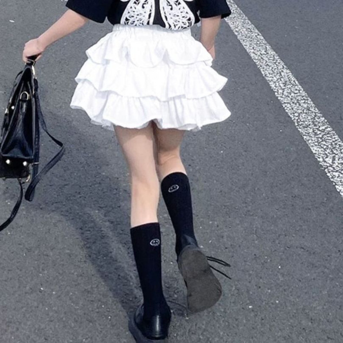 Picture of Girls Summer Suit 2025 New Cake Skirt Fashionable Kidsren's Short-Sleeved T-Shirt Fashionable Pleated Skirt Two-Piece Set