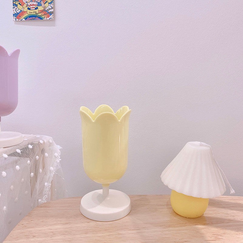 Cosmetic Brush Container Cosmetic Beauty Makeup Storage Bucket Cosmetic Brush Bucket Brush Container Desktop Storage Box Flower Pen Container