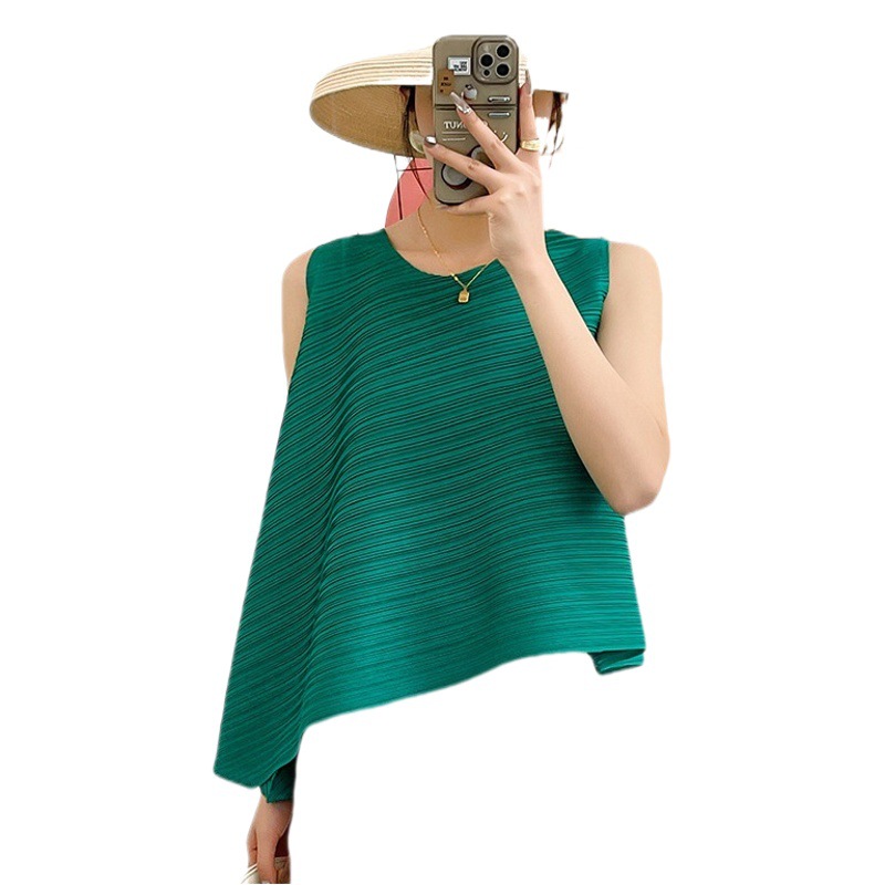 2024 New Vest Women's Summer Outer Wear Fashionable Irregular Three-House One-Hundred Pleated Sleeveless Top Design Niche