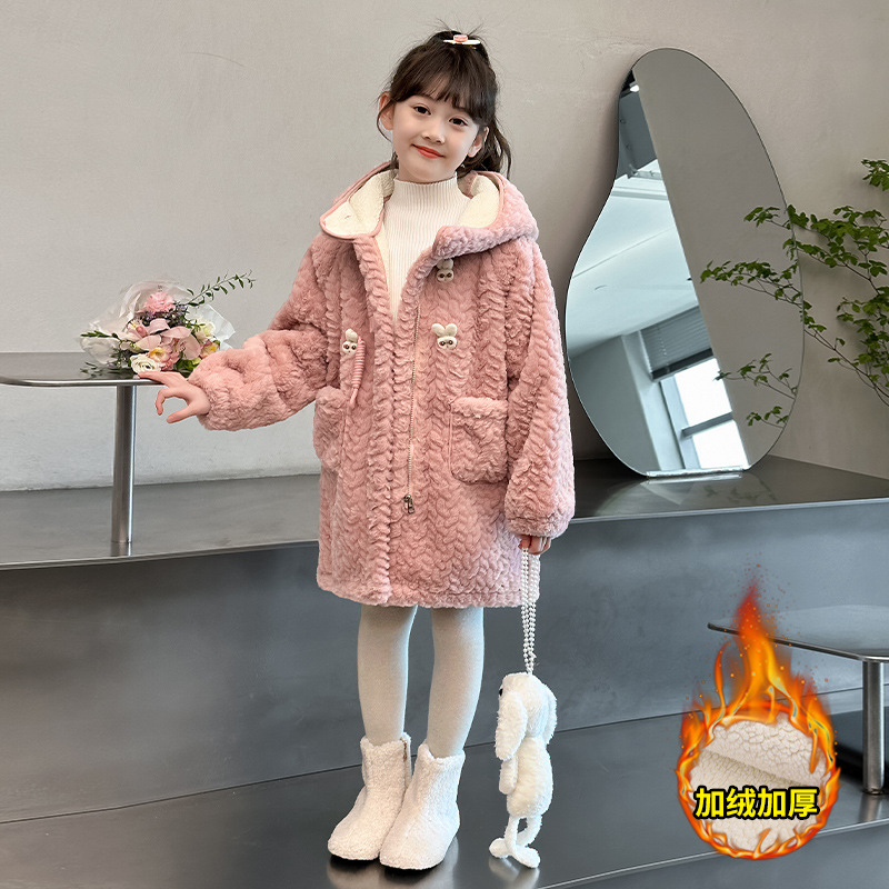 Picture of Girl's Fluffy Sweater Mid-length Cotton-padded Coat Winter New Style Girl's Stylish Fashionable Hooded Thickened Cotton-padded Coat
