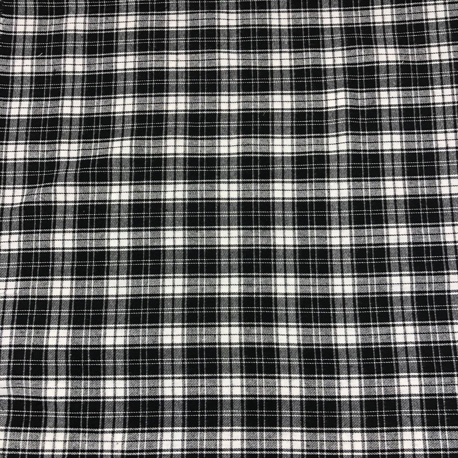 Polyester-Cotton Twill Black and White Plaid Fabric Single-Sided Brushed 21-Count Shirt Pants Plaid Fabric Cross-Border Fabric in Stock