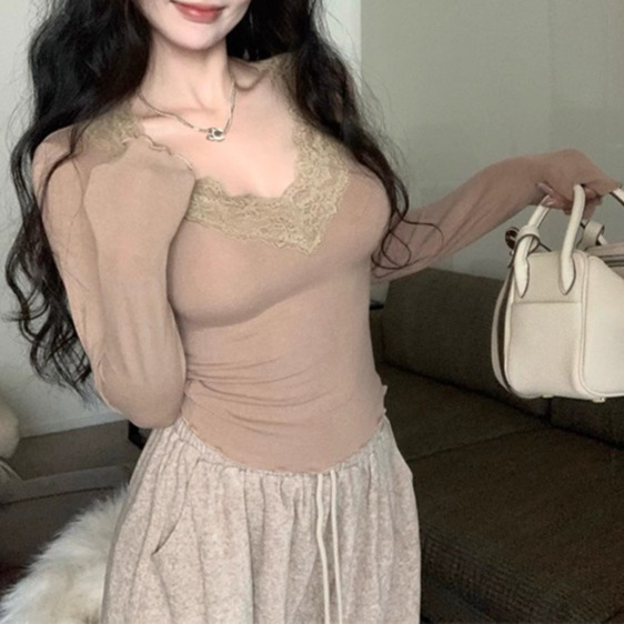 Cross-border wholesale autumn and winter warm threaded velvet pure lace V-neck slim slim short long sleeve T-shirt for women