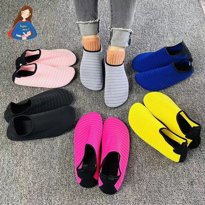 Skipping Rope Skipping Indoor Sports Shoes for Gym Breathable Soft Bottom Lightweight Breathable Silent Yoga Shoes and Socks for Men and Women