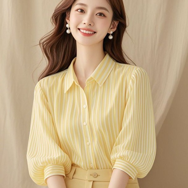 Summer 2025 New French Style Small Top Elegant Seven-point Lantern Sleeve Yellow Striped Shirt for Women