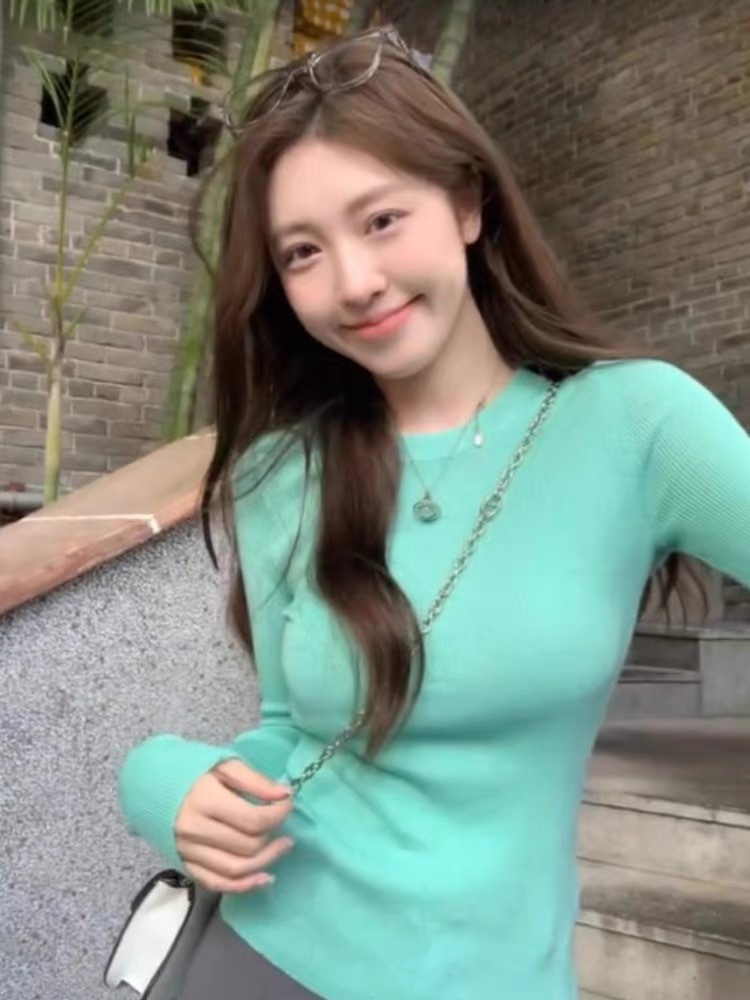 Solid Color New Round Neck Base Shirt Knitted Shirt Long Sleeve Top Women's Spring Slim-fit All-match Mint Mambo Style