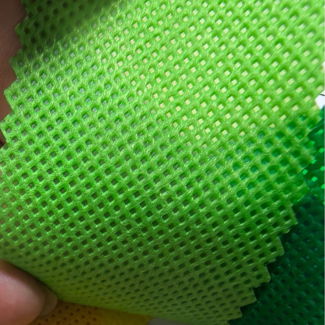 Picture of 100g PP non-woven fabric color non-woven PP non-woven fabric 100g color PP non-woven fabric non-woven fabric