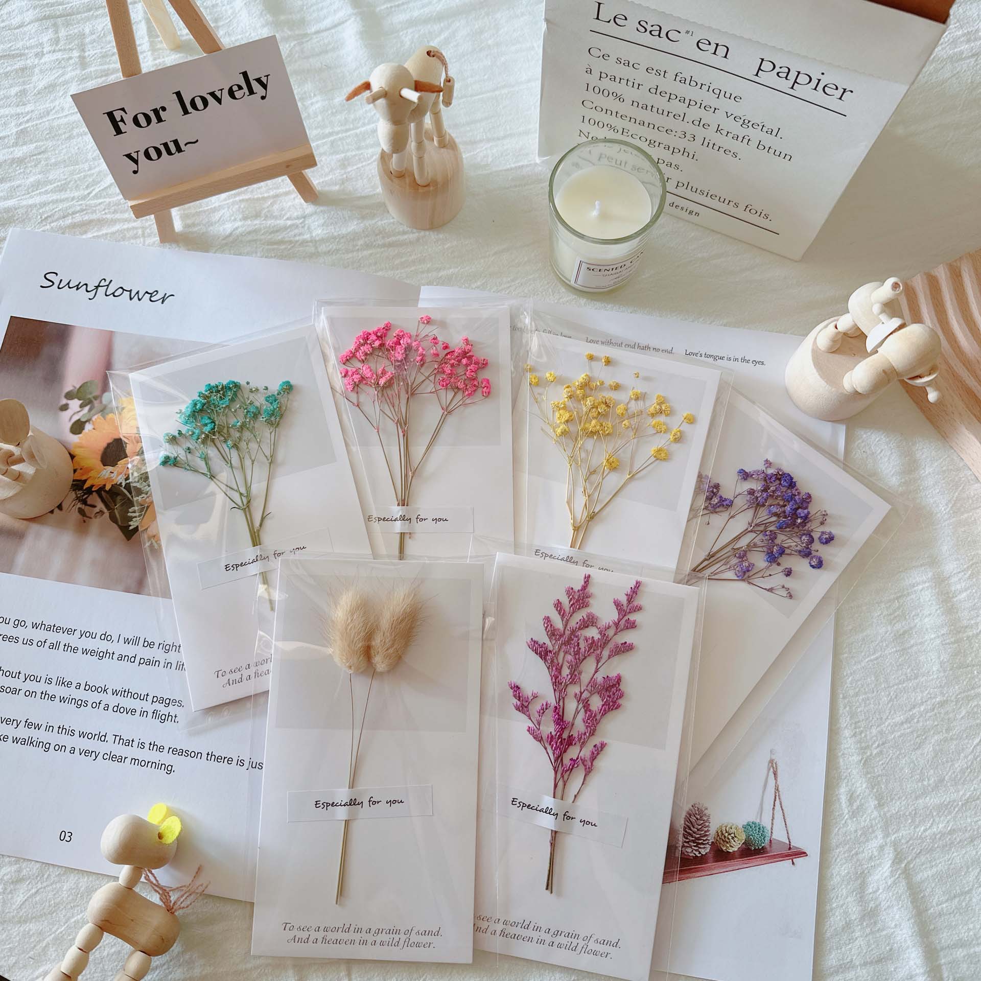 Picture of Gypsophila Dried Flower Greeting Card Birthday Greeting Card Creative Handmade Card Mid-Autumn Festival Handwritten Creative Universal Greeting Card
