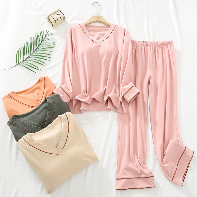 A generation of autumn and winter new V-neck warm double-sided velvet with chest pad home suit bra one-piece home