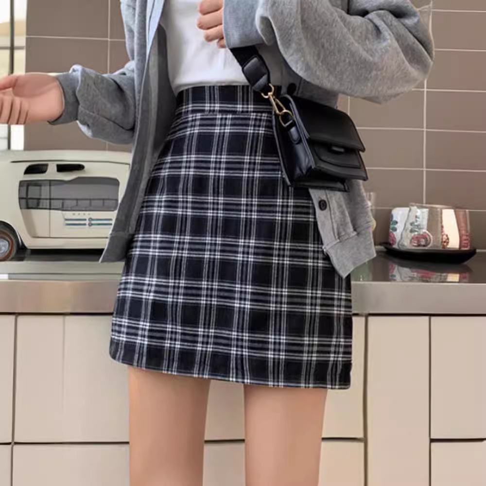 New High Waist Spicy Girl Plaid Skirt Women's 2023 Wear Autumn and Winter A- Line Small Skirt Hip Skirt