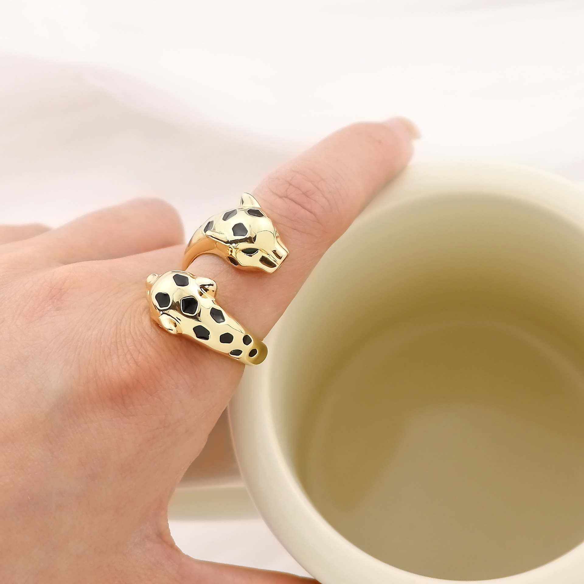 Cool Style Leopard Head Ring Niche High-End Open Index Finger Ring Unique Light Luxury Brass Gold-Plated Hand Jewelry