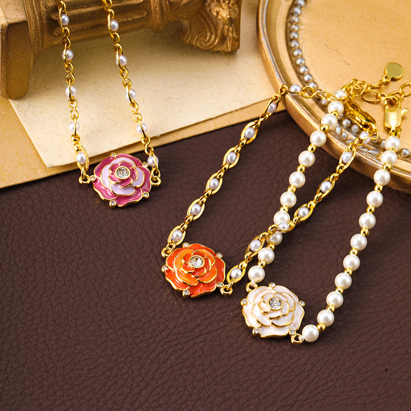 French Vintage Fragrant Style Oil Dropping Camellia Pearl Bracelet High-end Niche Light Luxury All-match Bracelet for Women