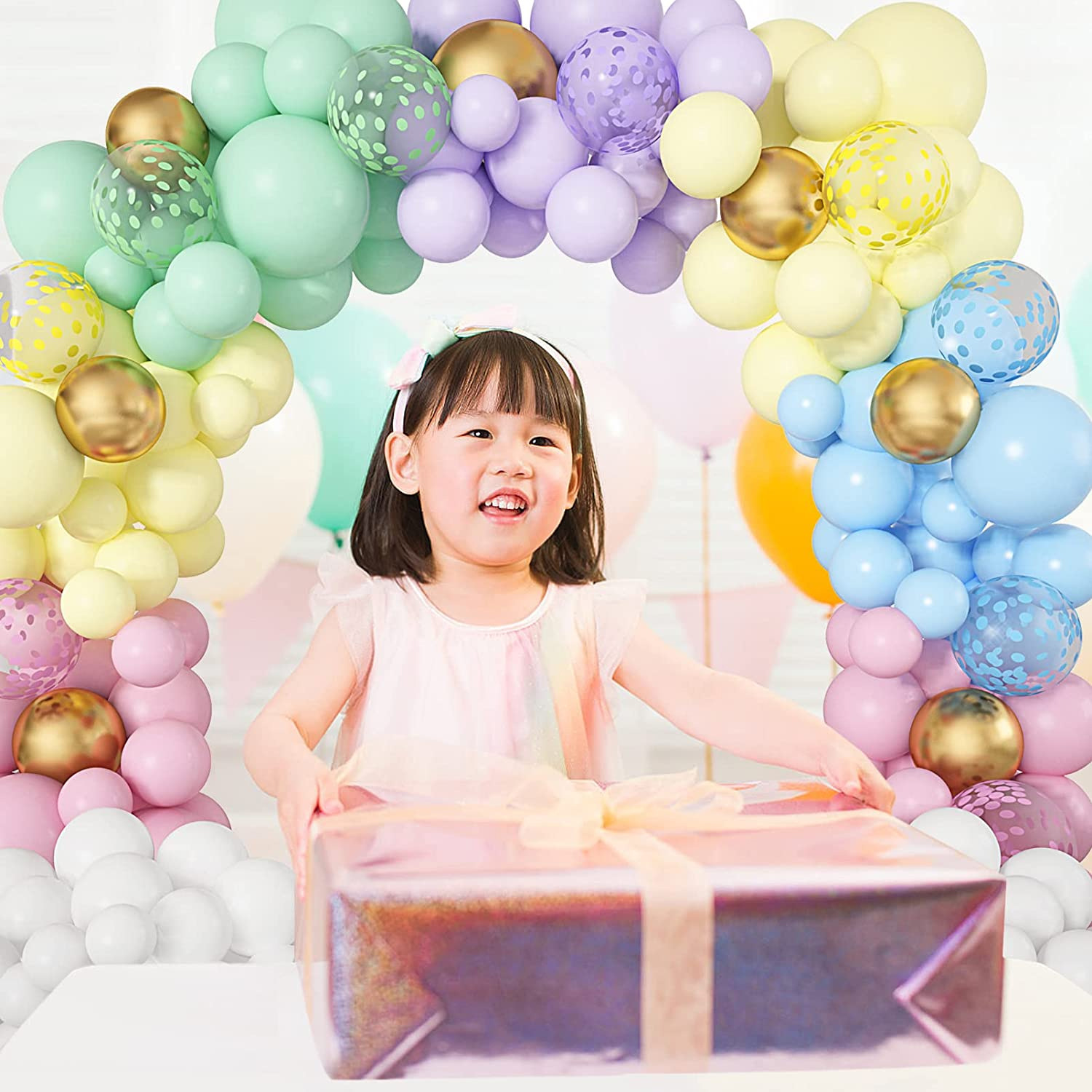Picture of Macaron rainbow combination chain suit party birthday background wedding room decoration balloon