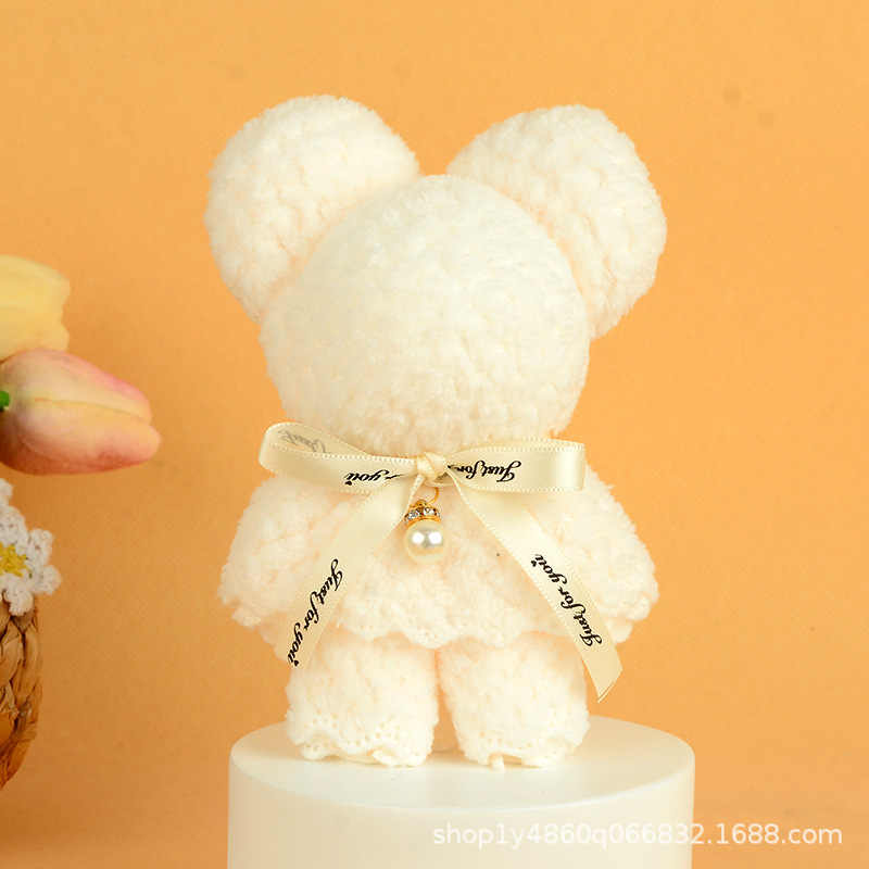 Picture of Pineapple towel bear shape shop supplies wedding gift Festival activities birthday opening small gifts wholesale