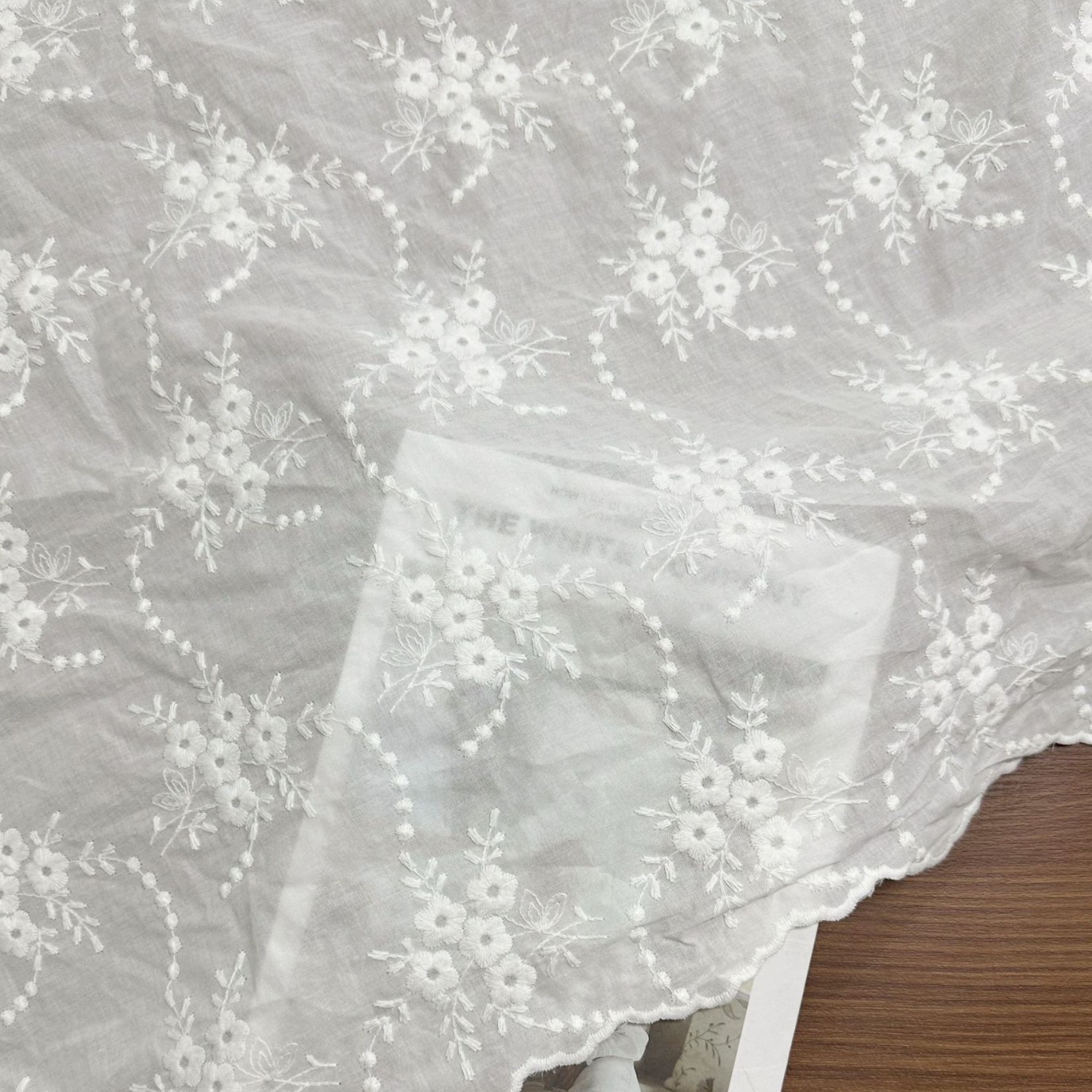 Cotton Embroider 9088 Cotton Thread Embroidered Cotton Embroidered Cut Out Embroidered Cotton Summer Women's Clothing Fabric