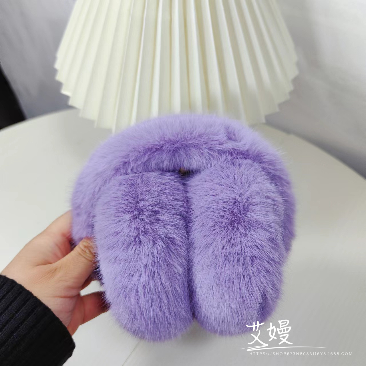 Picture of Earmuffs Women's Winter Warm Earmuffs Earmuffs Earmuffs Cycling Anti-freeze Ear Protection Thickened Plush Students All-match Cold-proof Ear Warming