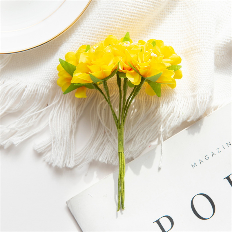Picture of Foreign trade silk flower artificial flower stamen cut flower bouquet wreath material wedding leaf wedding box decoration