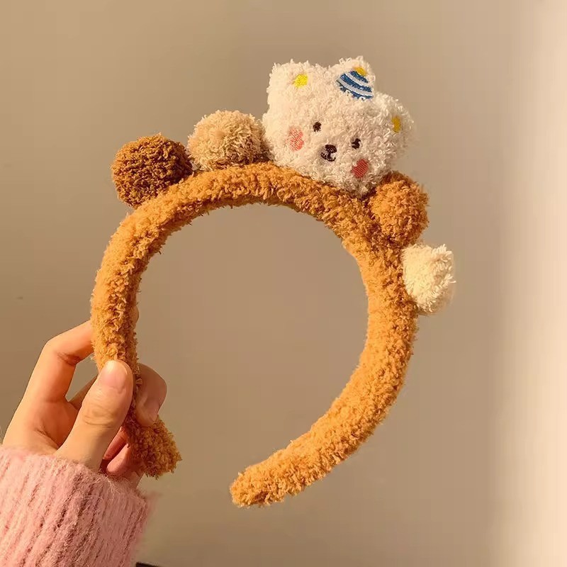 Picture of Special Headband for Face Washing for Women 2025 New Autumn and Winter Cute Bear Headband Hairband Hairpin Hair Accessory Plush Headwear