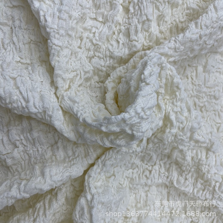 Spot supply of knitted cotton brocade wrinkle cloth 220 grams wrinkle cloth spring and summer HOT knitted wrinkle cloth fabric fashion materials