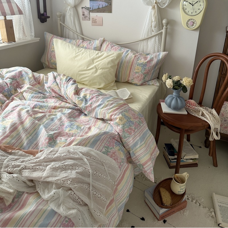 Picture of Small fresh pastoral style cotton bed four-piece set cotton bed sheet quilt cover quilt cover bed hat dormitory three-piece set