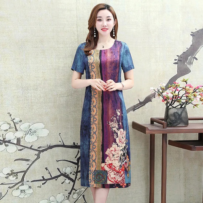 Foreign trade wholesale New Ice Silk dress plus size loose 2023 middle-aged and elderly women's clothing mother temperament short sleeve skirt