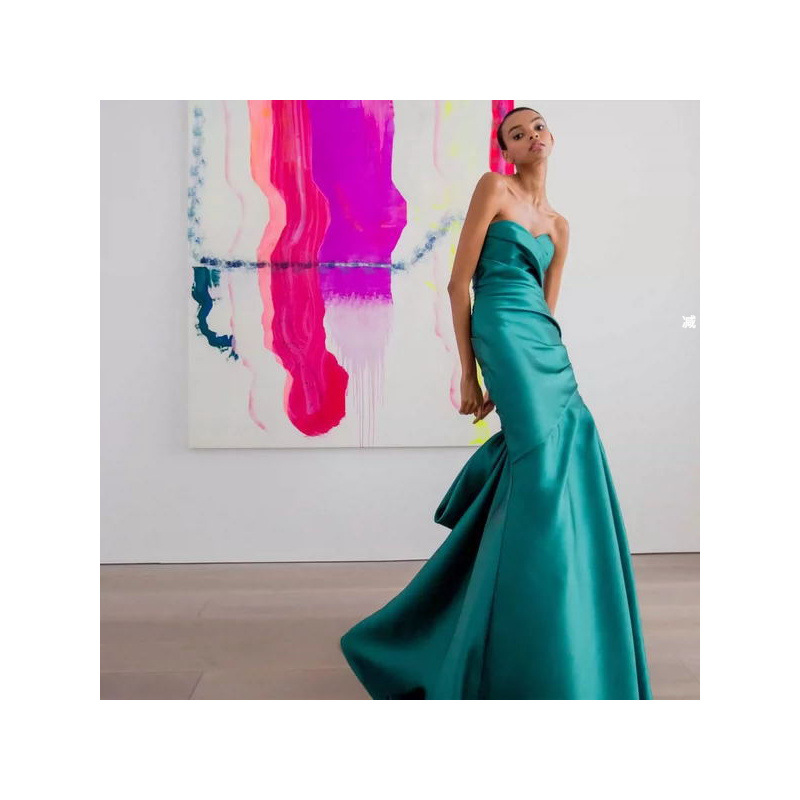French High Satin Slim Strapless Backless Pleated Evening Dress Host Performance Art Test Dress Bridesmaid Dress
