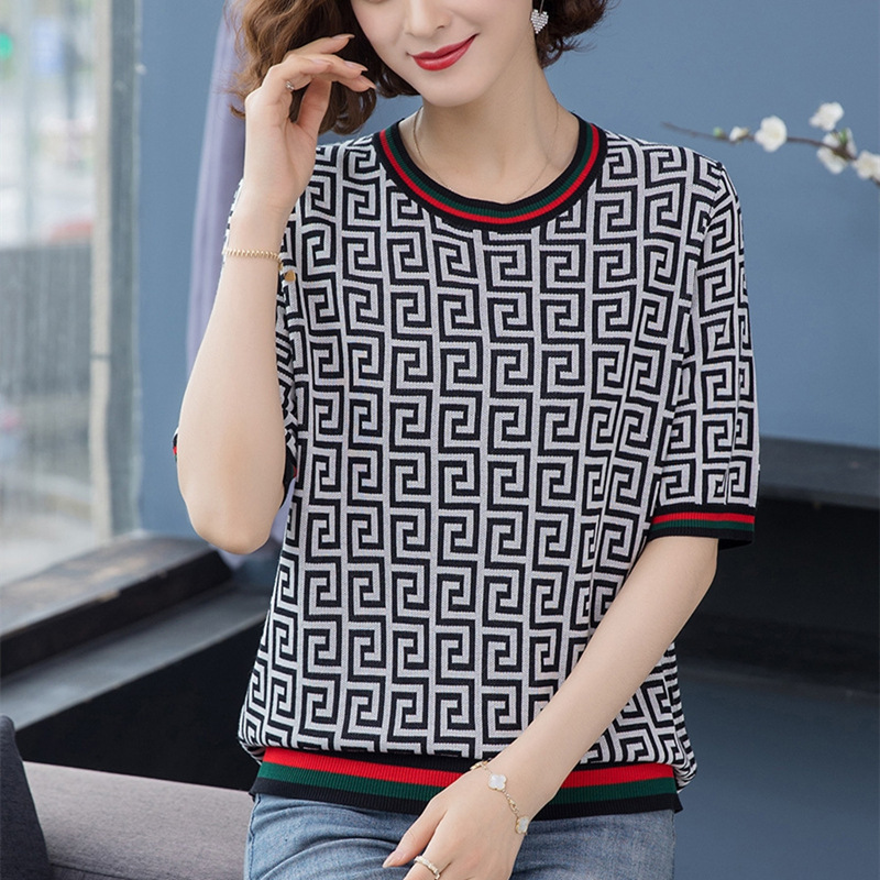 Plus Size Women's Short-Sleeved Fat mm Flesh-Covering T-Shirt Five-Quarter Sleeve Ice Silk Top 8630