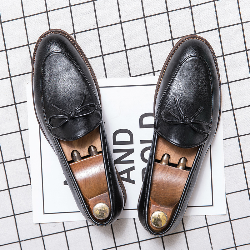 2024 Cross-border Four Seasons New Men's Business Leather Shoes British Casual Men's Dress Small Leather Shoes Trendy Large Size Shoes