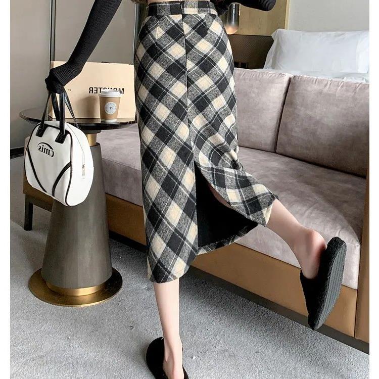 Woolen Plaid Skirt Women's Autumn and Winter Retro High-waist Slim Elegant Plaid Mid-length A-line One-step Hip Skirt