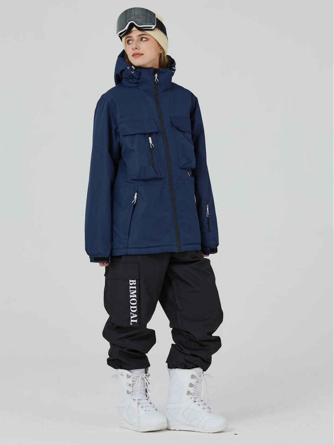 Picture of Ski Clothing Plus Logo for Men and Women, Same Style, Single Board and Double Board, Loose and Warm, Ski Outdoor Freezing Suit