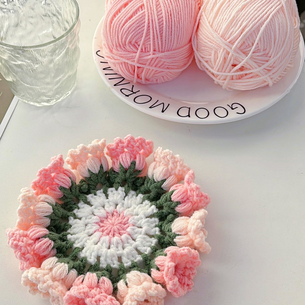 Novice beginner hand-knitting DIY material wrap yarn crochet lily of the valley flower gradient coaster for girlfriend gift