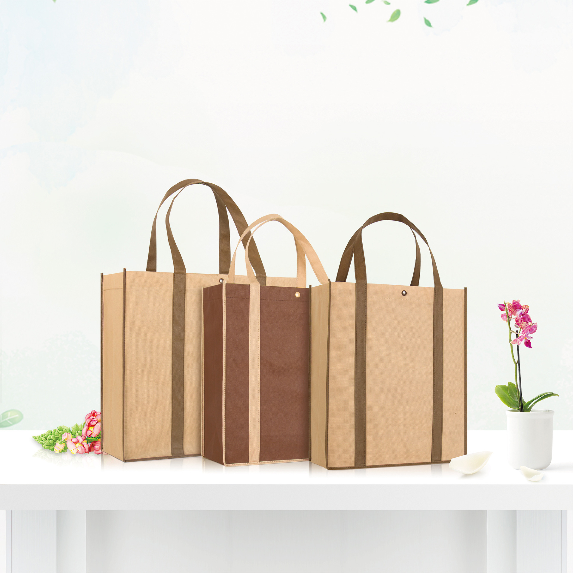 Large Striped Tote Non-Woven Eco-Friendly Bag with Color Printing, Advertising Non-Woven Bag, Mat Packaging Bag, Eco-Friendly Customization
