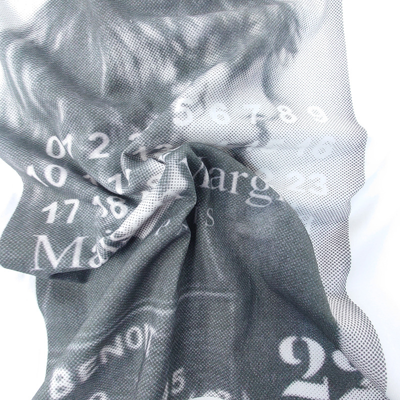 Picture of Fabric Printing Manufacturer White Ink Digital Direct Printing Processing Cotton T-Shirt Tailoring Ready-To-Wear Sweatshirt Printing Processing