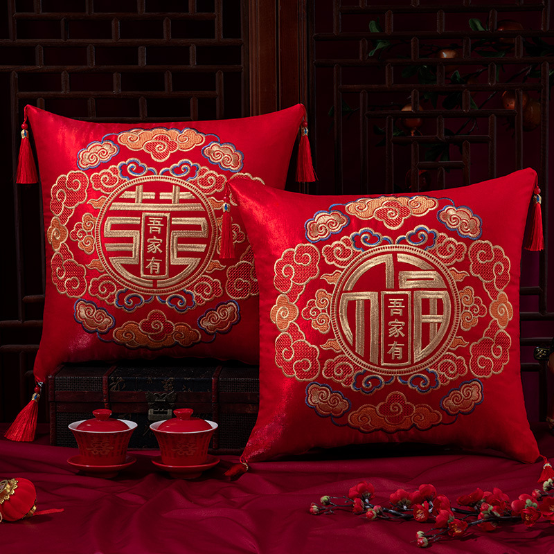 Picture of Wedding pillow a pair of red XI-shaped sofa cushion wedding supplies collection wedding room wedding festive wedding pillow