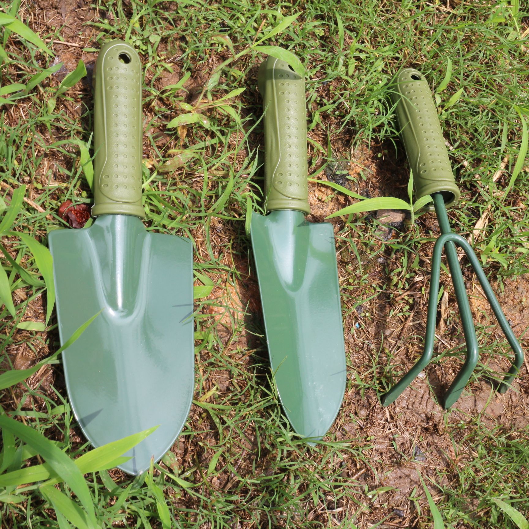 Picture of Ganhai Tools Plastic Handle Gardening Three-Piece Set Flower Shovel Small Shovel Gardening Set Fleshy Garden Tools