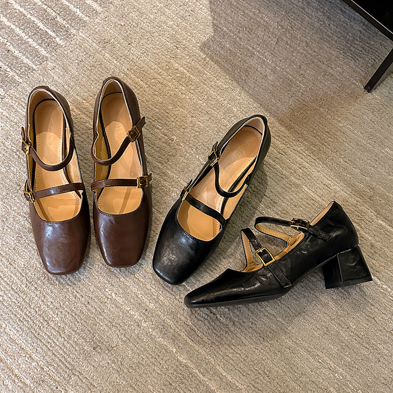 Spring 2025 New French Style Retro Mary Jane Single Shoes Square Toe Thick Heeled Commuter OL High Heeled Single Shoes for Women