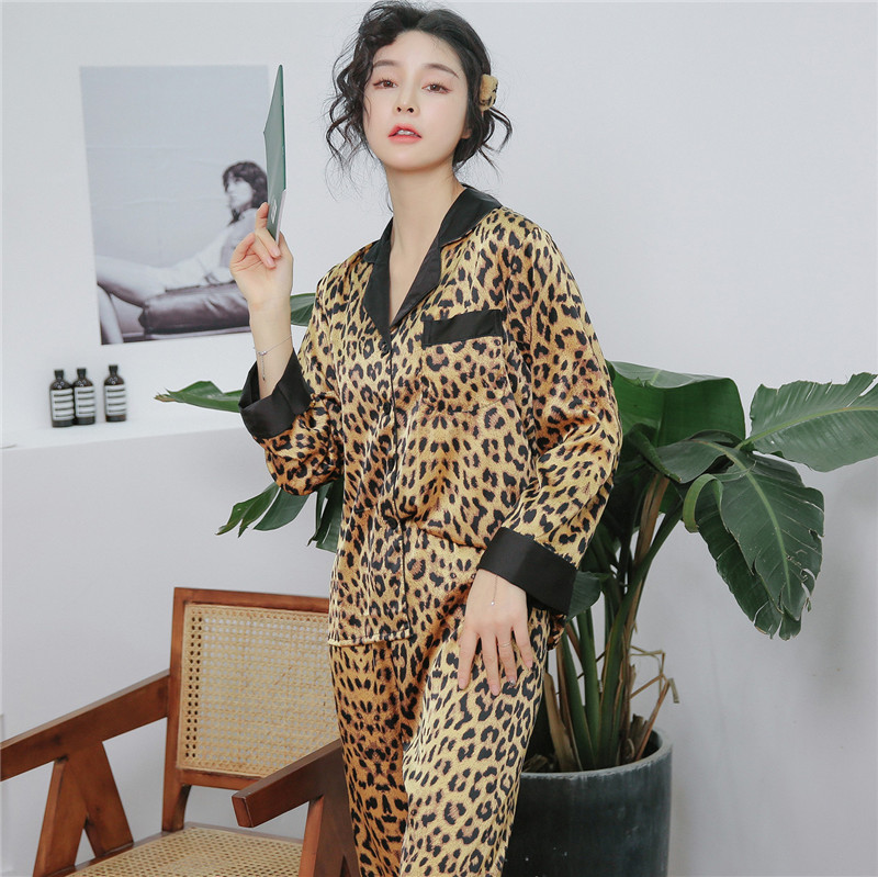 Picture of 2019 spring and summer long-sleeved pajamas women's artificial silk home wear suit leopard print sexy pajamas Ice Silk