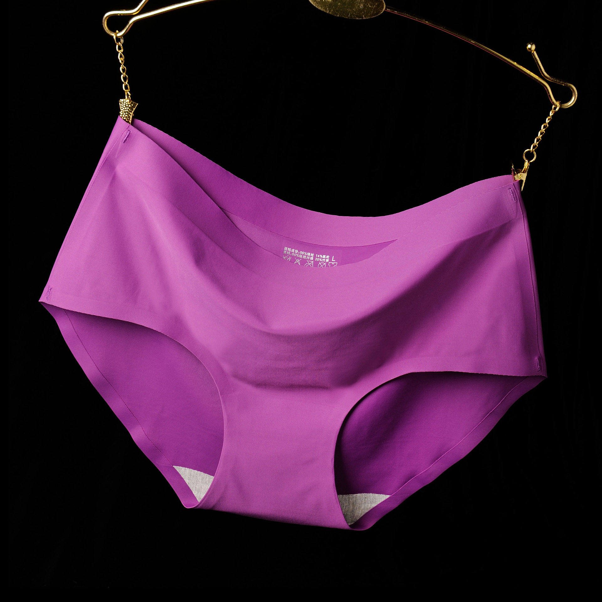 Picture of Ekeli soft seamless underwear women's ice silk underwear women's one piece waist large size foreign trade wholesale ladies briefs