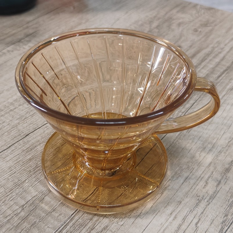 Picture of Hand-Brewed Coffee Filter Cup V60 Large Conical Immersion Hand-Brewed Threaded Drip Filter Paper