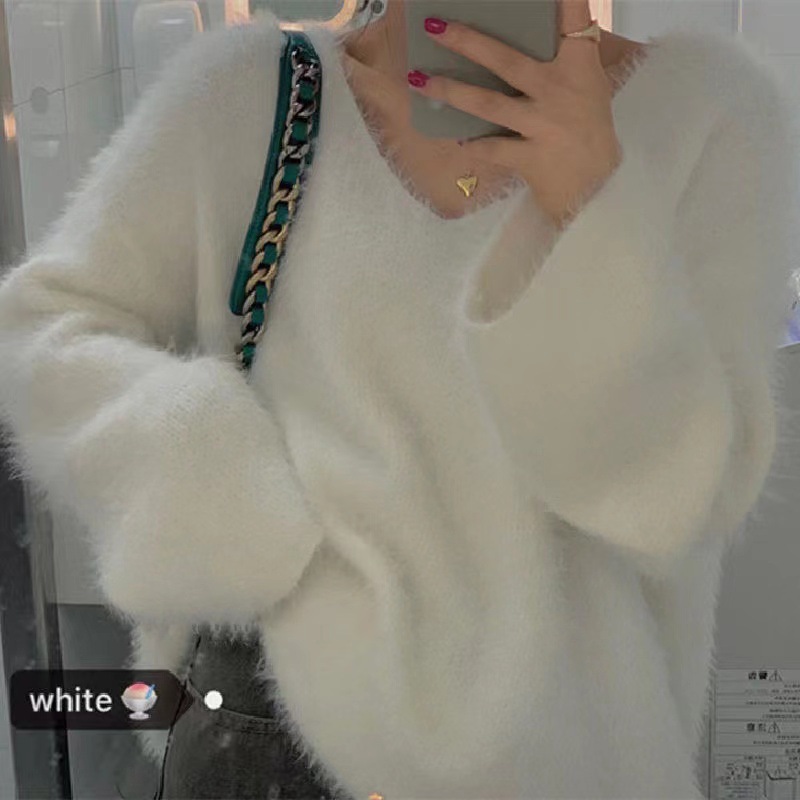Picture of 2024 Autumn and Winter New Korean Style White V-neck Haima Fur Sweater Women's Loose Imitation Mink Velvet Knitted Base Top
