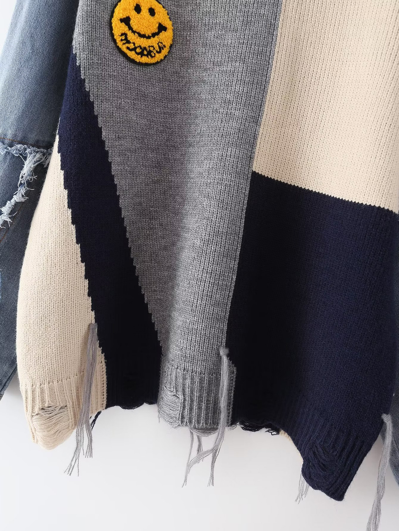 Picture of European and American Cross-Border Amazon Autumn and Winter New Loose Denim Stitching Contrasting Smiley Face Round Neck Long-Sleeved Sweater Pullover