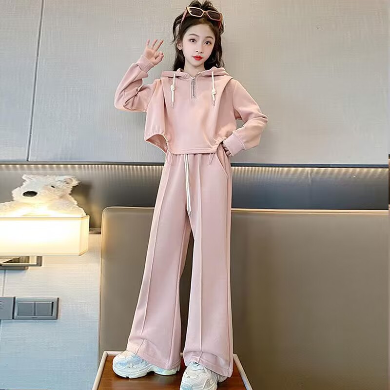 Girls' casual suit Western style fashionable spring and autumn children's short sweater big children's sports Korean style wide leg pants two-piece suit