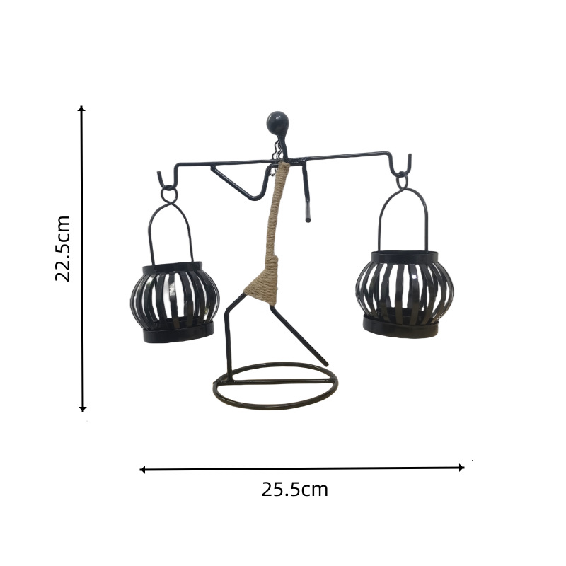 Picture of Cross-border Iron Candlestick Decoration Ornaments European Restaurant Dining Table Atmosphere Lamp Candlestick Home Metal Crafts